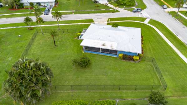 Port Saint Lucie, FL 34952,1381 SE San Ignacio LN