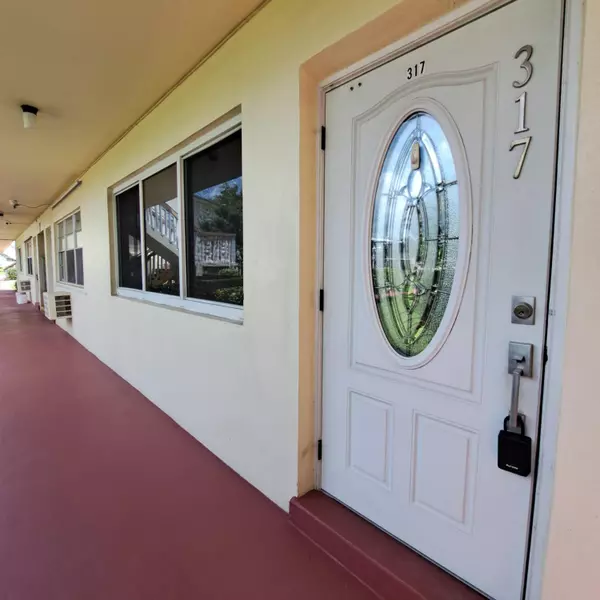 317 N Norwich, West Palm Beach, FL 33417