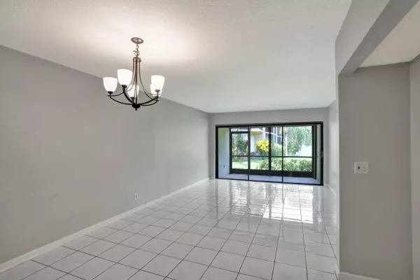 Deerfield Beach, FL 33442,2307 SW 15th ST 3