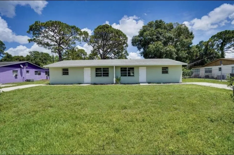 5112 La Salle ST, Fort Pierce, FL 34950