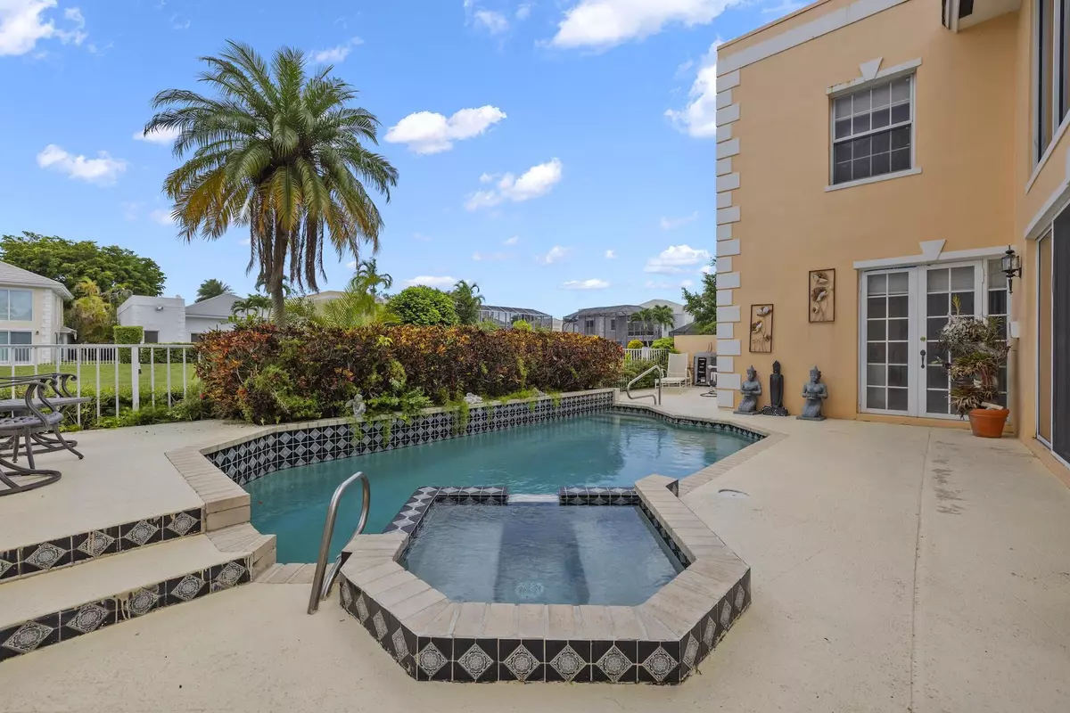 Boca Raton, FL 33433,23480 Butterfly Palm CT