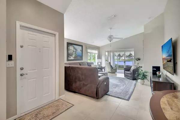 Boca Raton, FL 33496,9148 Vineland CT A