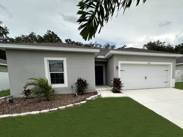 Fort Pierce, FL 34951,5230 Oakland Lake CIR