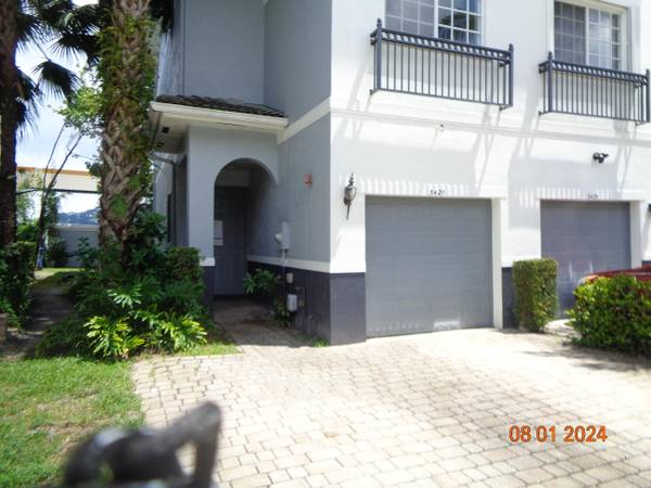 3427 NW 14th CT, Lauderhill, FL 33311