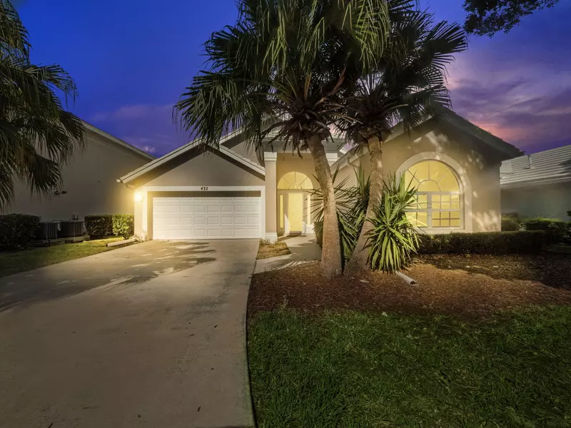 432 SW Fairway LNDG, Port Saint Lucie, FL 34986