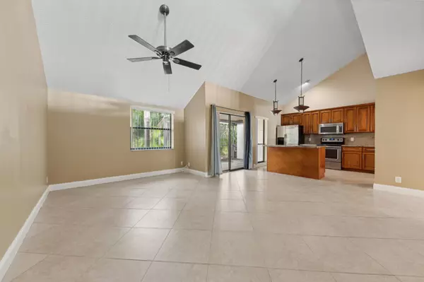 Boca Raton, FL 33428,9313 Ketay CIR