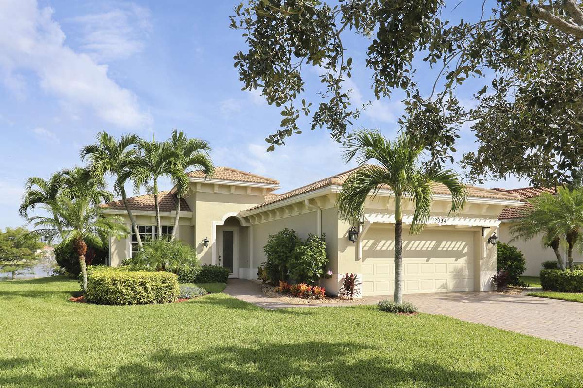 Palm Beach Gardens, FL 33418,12094 Aviles CIR