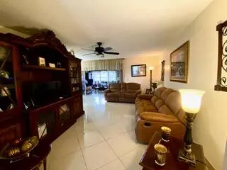 West Palm Beach, FL 33415,2638 E Gately DR 12