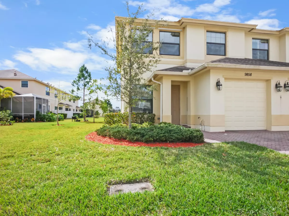 Vero Beach, FL 32966,9858 E Villa Circle CIR