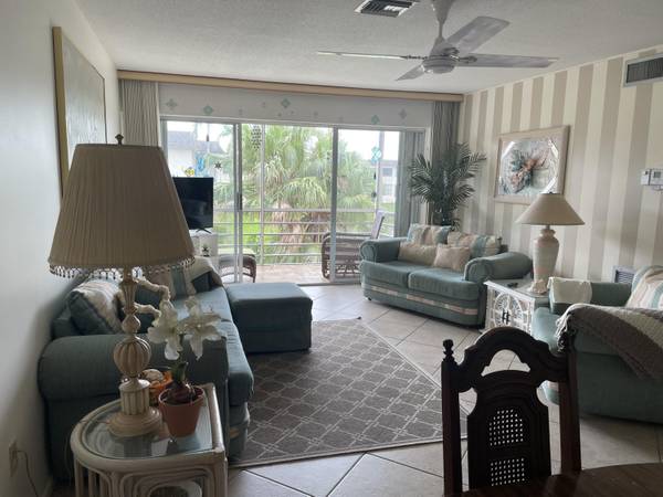 Palm Springs, FL 33461,506 Davis RD 78