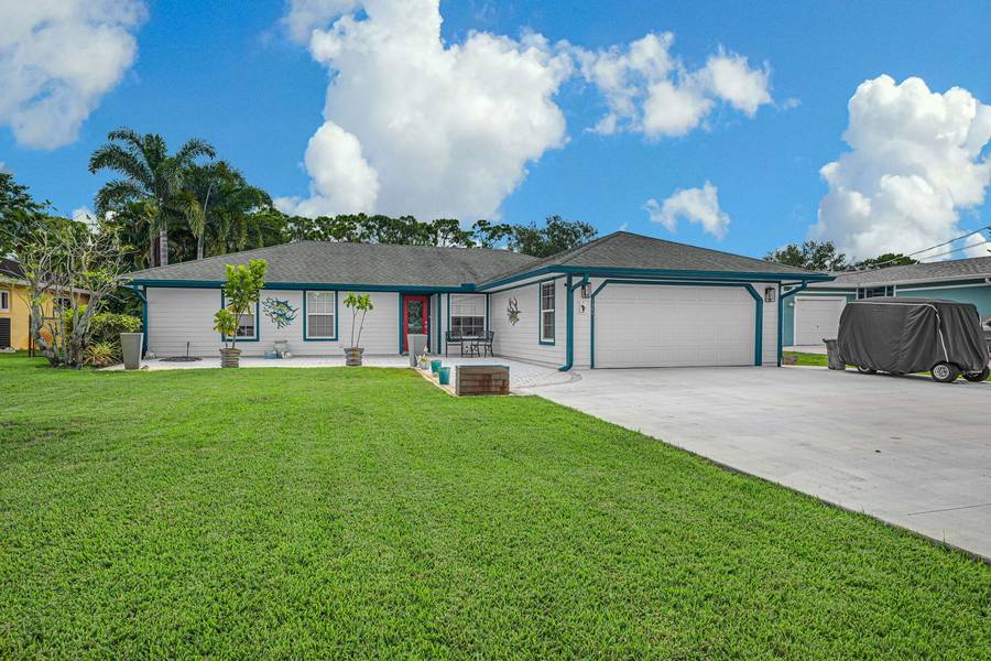 1369 SW Covered Bridge DR, Palm City, FL 34990