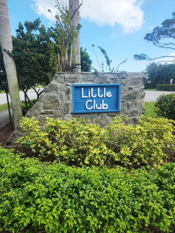 Jupiter, FL 33469,18081 SE Country Club DR 292