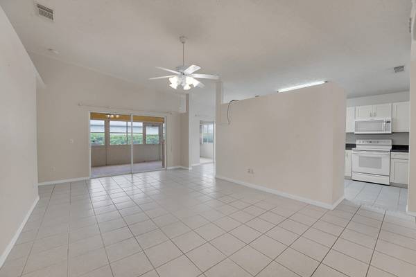 Fort Pierce, FL 34982,6126 Alexandria CIR