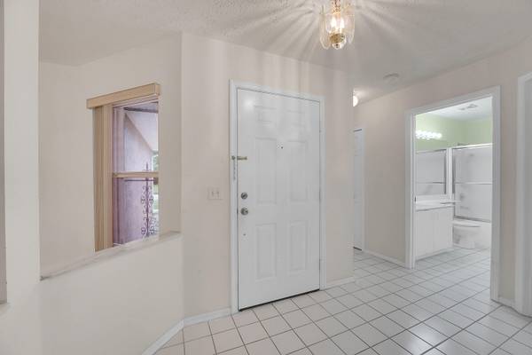 Fort Pierce, FL 34982,6126 Alexandria CIR