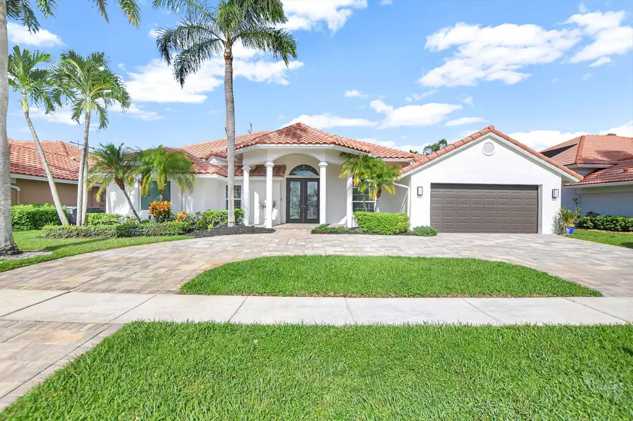 19262 Cloister Lake LN, Boca Raton, FL 33498