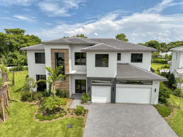 18448 Symphony CT,  Jupiter,  FL 33458