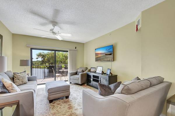 Delray Beach, FL 33444,2105 Lavers CIR 202