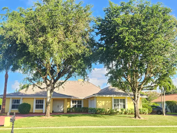 Wellington, FL 33414,2099 Greenview Cove DR