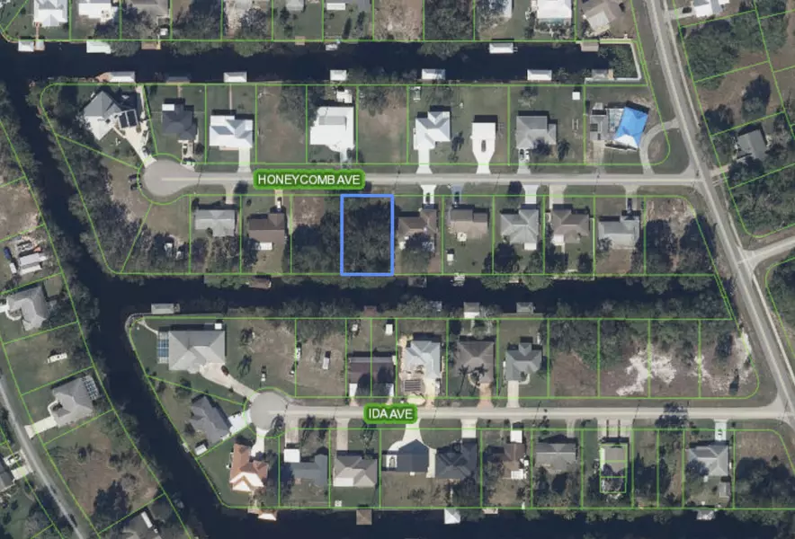 124 Honeycomb AVE, Lake Placid, FL 33852