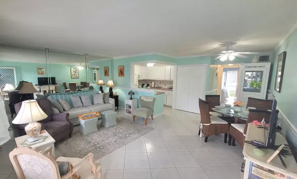 Boynton Beach, FL 33435,450 E Horizons 202