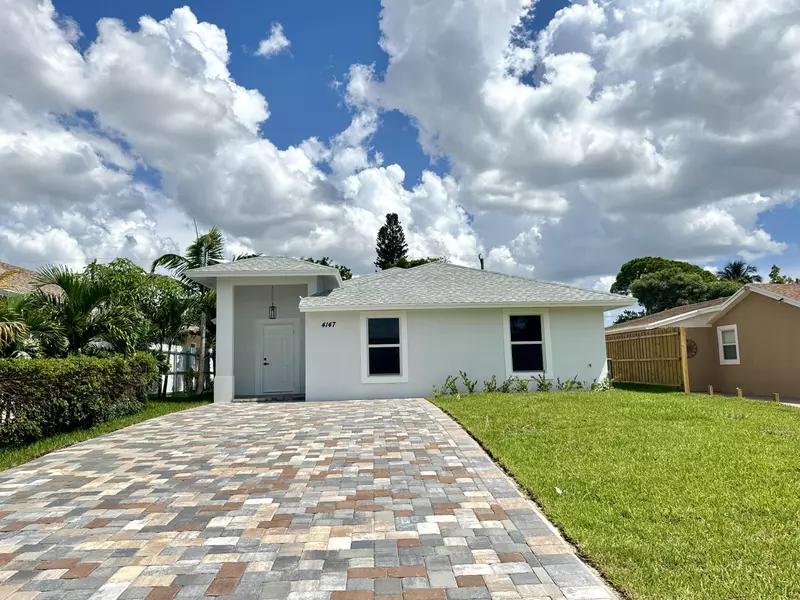 4147 Success ST, West Palm Beach, FL 33406