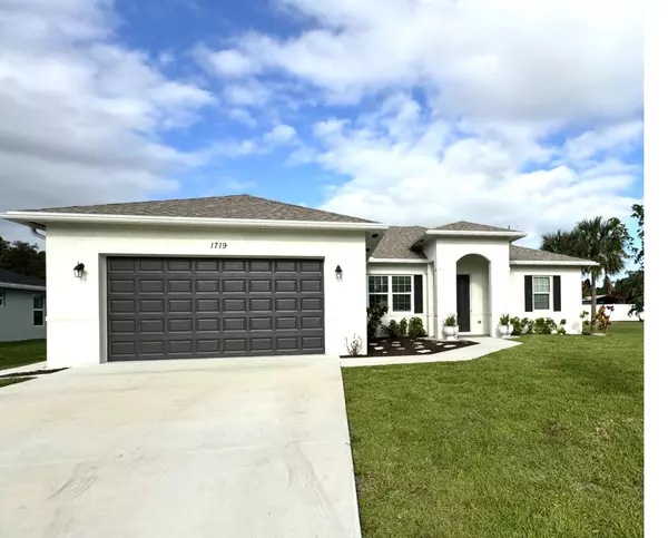 Port Saint Lucie, FL 34953,1719 SW Bradway LN