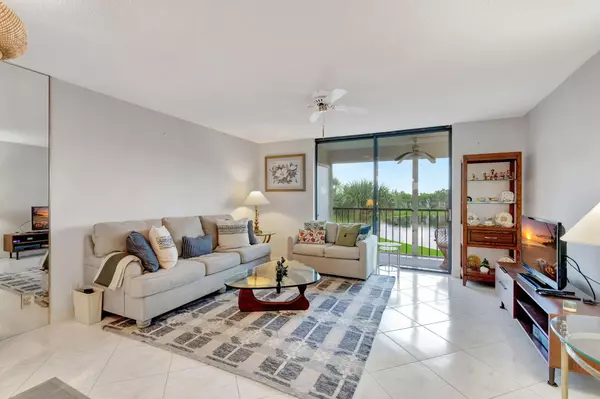 Delray Beach, FL 33484,5370 Las Verdes CIR 312