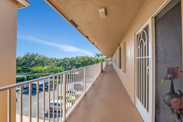 Boynton Beach, FL 33437,5746 Crystal Shores DR 402