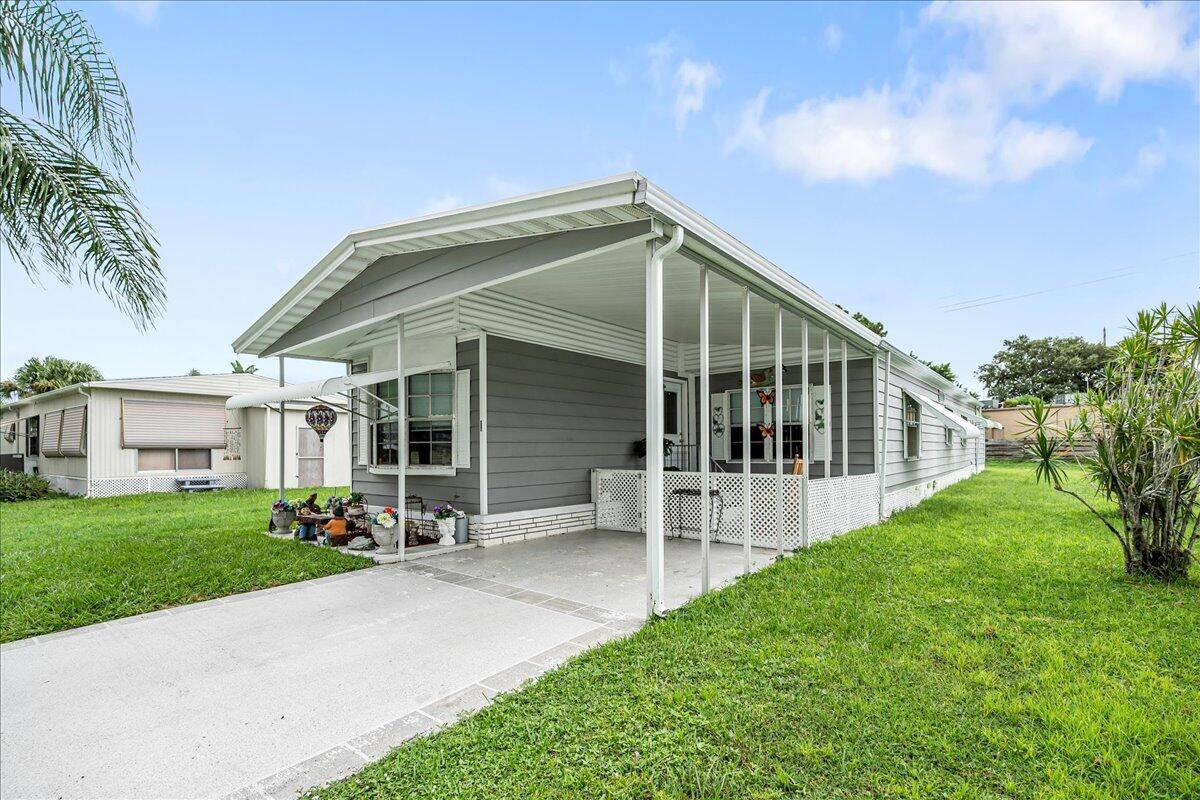 Port Saint Lucie, FL 34952,249 Camino Del Rio