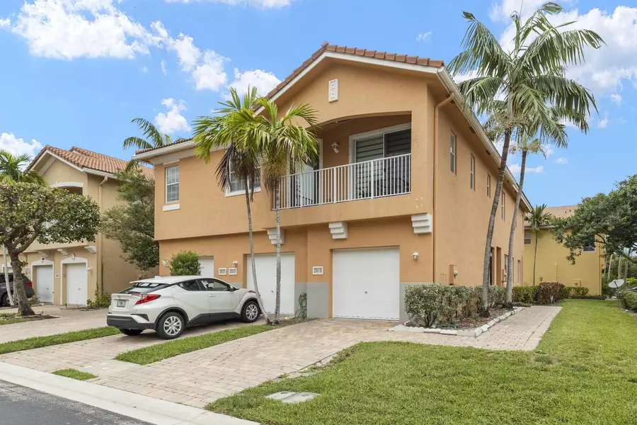 1821 Sonrisa ST, Riviera Beach, FL 33404