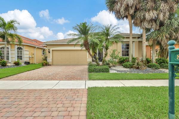 8688 Via Avellino, Lake Worth, FL 33467