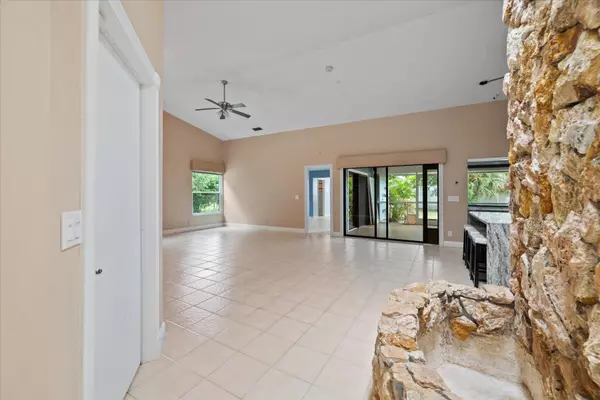 Palm Beach Gardens, FL 33410,11038 Monet LN