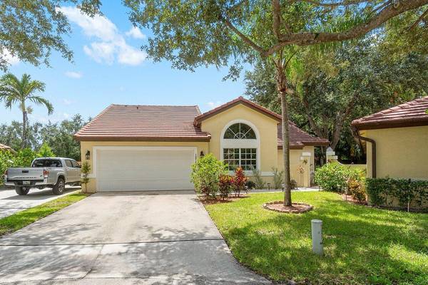 12151 Cuddington CT,  Wellington,  FL 33414