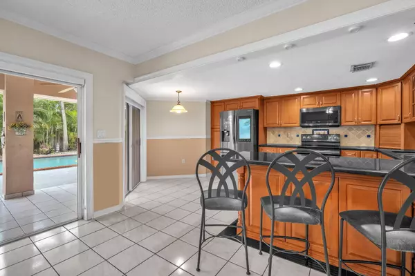 4297 SW 149th CT Miami, FL 33185