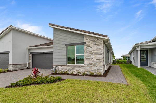 9837 SW Nyanza CT, Port Saint Lucie, FL 34987