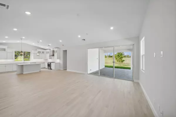 Port Saint Lucie, FL 34987,10499 Dreamweaver RD 1