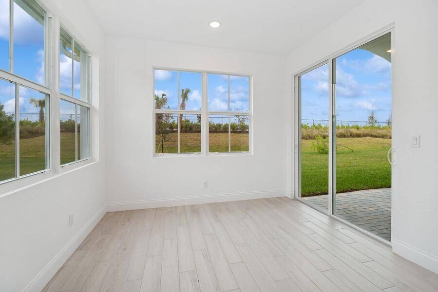 Port Saint Lucie, FL 34987,10475 Dreamweaver RD 4
