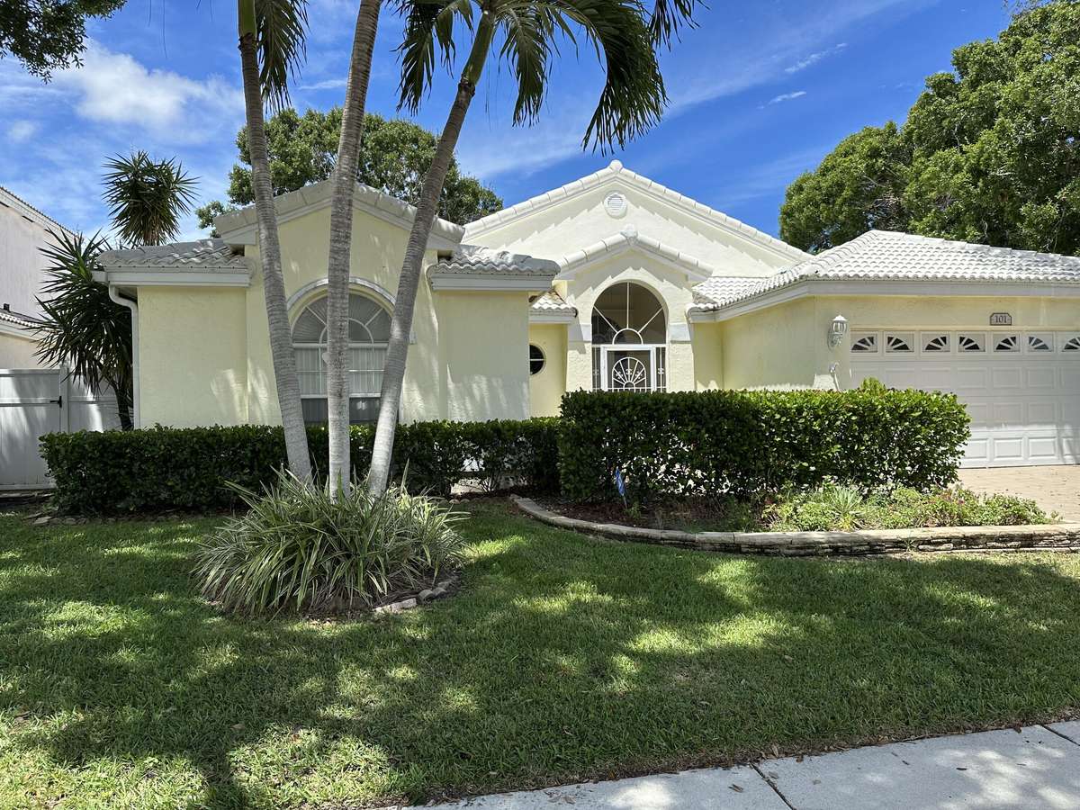 Palm Beach Gardens, FL 33410,101 W Siena Oaks CIR