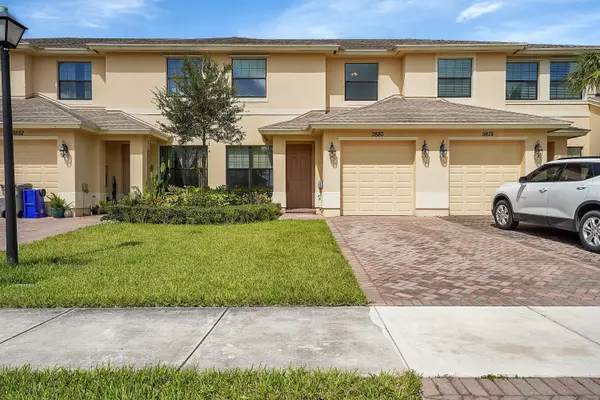 9880 E Villa CIR, Vero Beach, FL 32966