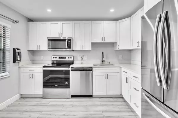 Boca Raton, FL 33433,21910 Cypress DR 36-E