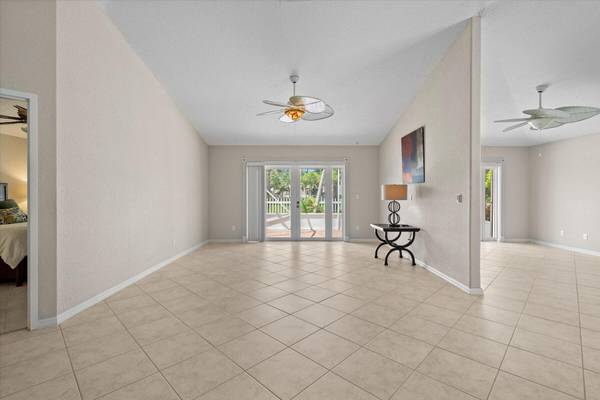 Delray Beach, FL 33444,1123 Canoe PT