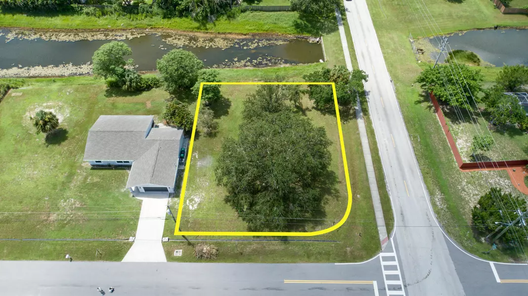 0000 SW Bellevue AVE, Port Saint Lucie, FL 34953