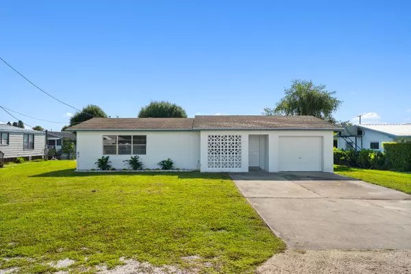 1255 Lake DR, Okeechobee, FL 34974