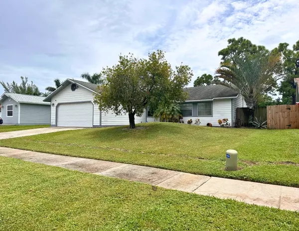 West Palm Beach, FL 33415,5046 El Claro CIR