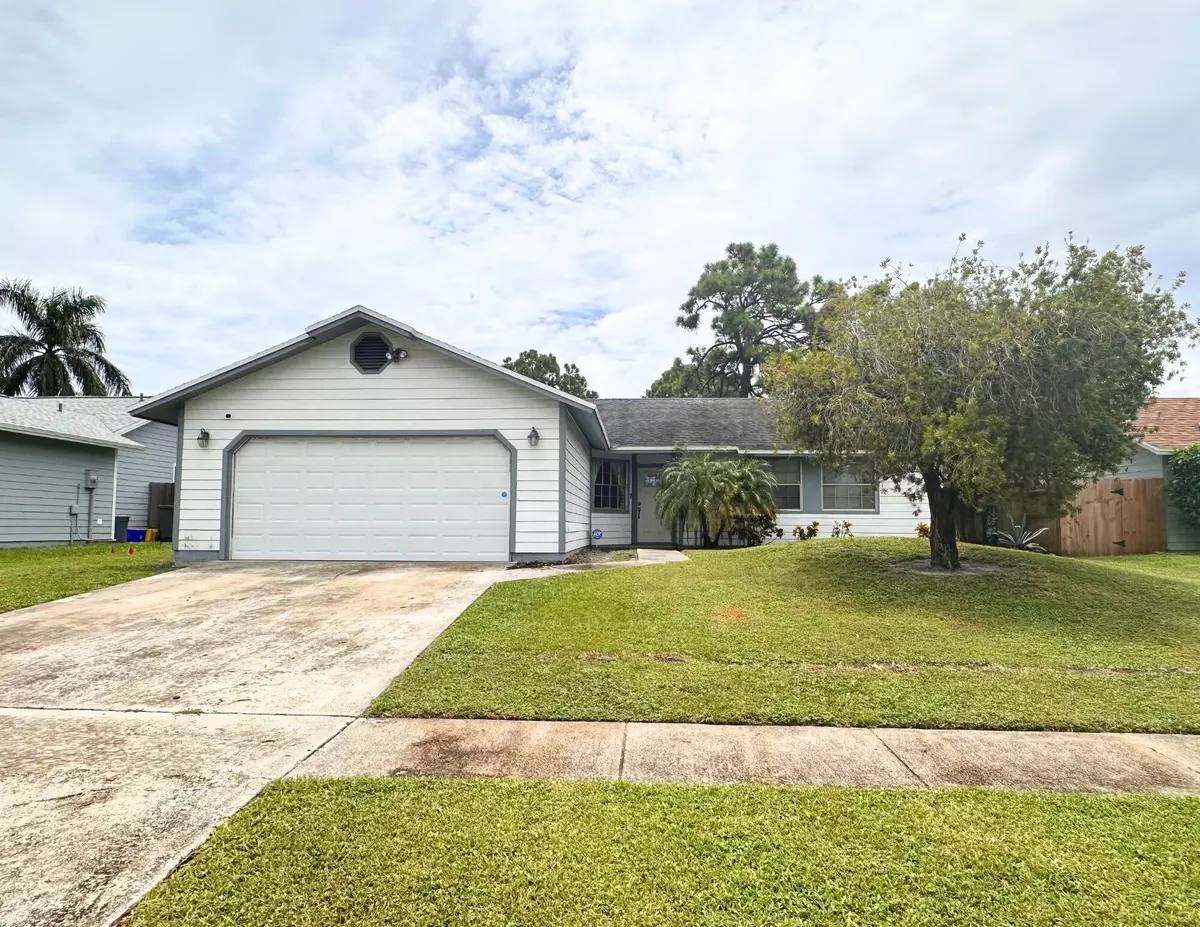 West Palm Beach, FL 33415,5046 El Claro CIR