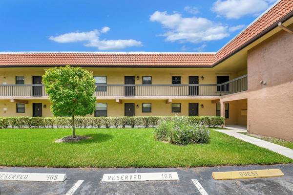 21911 Lake Forest CIR 103, Boca Raton, FL 33433