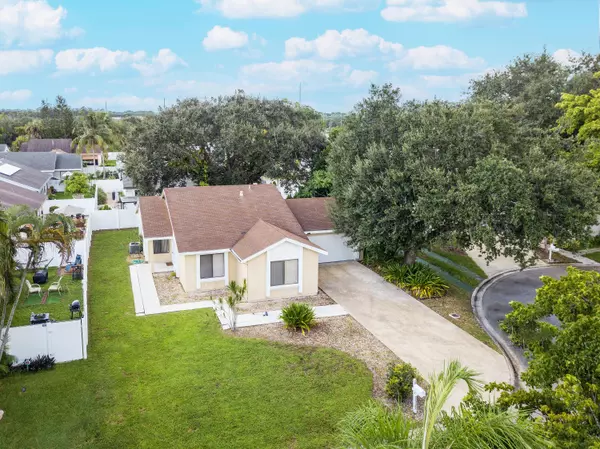 Boca Raton, FL 33428,9932 Floral Park LN