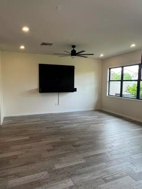 Lake Worth, FL 33467,8351 Cadre Noir RD