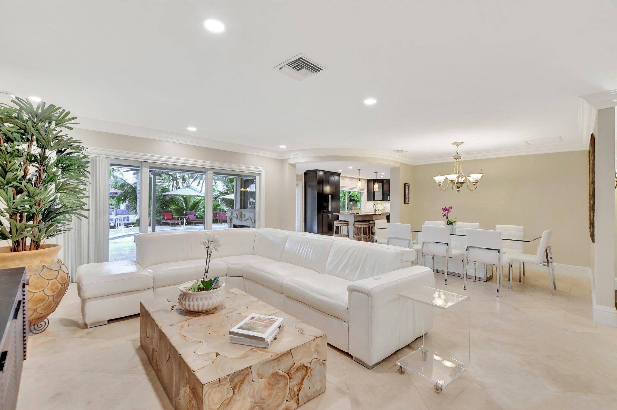 Boca Raton, FL 33432,1440 SW 5th CT