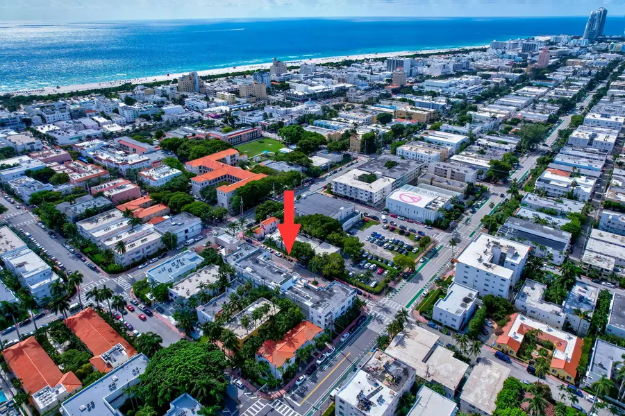 641 Espanola WAY 16, Miami Beach, FL 33139